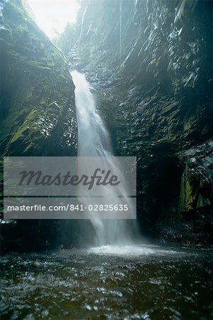 Wasserfall in der Nähe der indischen Dorf Kavak, Venezuela, Südamerika