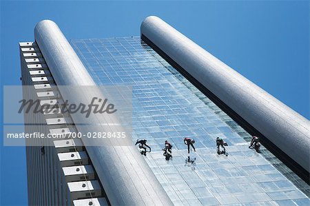 Fenster-Scheiben auf Seite des Gebäudes, Silom, Bangkok, Thailand