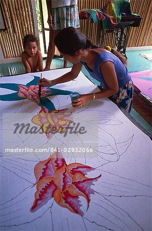 Peinture design pareu, Bora Bora, Tahiiti, îles de la société, Polynésie française, îles du Pacifique, du Pacifique