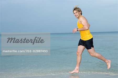 Homme à la plage, Ibiza, Espagne