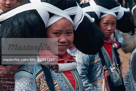 Longues cornes Miao au Festival de Lusheng, eastern Guizhou, Chine, Asie