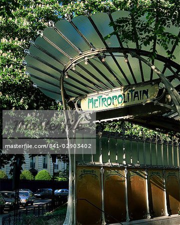 Metropolitain station entrée, Paris, France, Europe