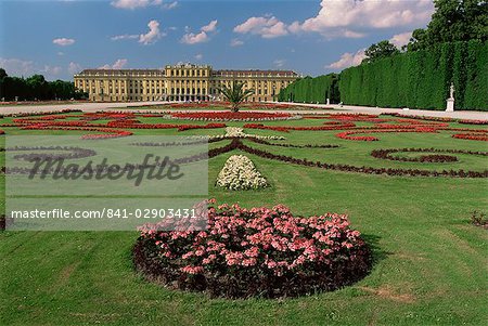 Schonbrunn Palace and Gardens, UNESCO World Heritage Site, Vienna, Austria Schonbrunn Palace and Gardens, UNESCO World Heritage Site, Vienna, Austria