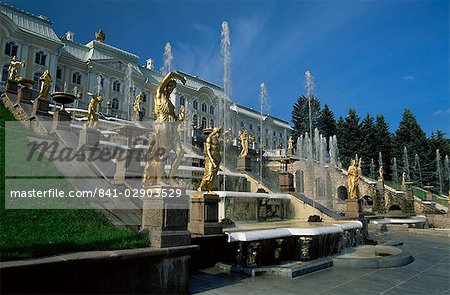 Sommerpalast, Petrodvorets (Peterhof), in der Nähe von St. Petersburg, Russland, Europa