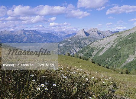 Vue du Col d'Allos, Parc National du Mercantour, près de Barcellonette, Alpes-de-Haute-Provence, Alpes, Provence, France, Europe