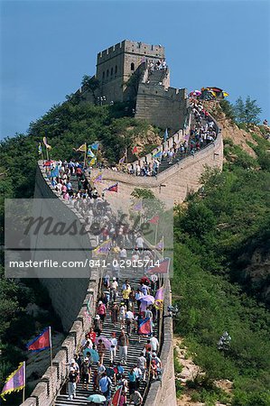 Foules typiques au site principal visiteur, Great Wall (Changcheng), Badaling, au nord-ouest de Pékin, Chine, Asie