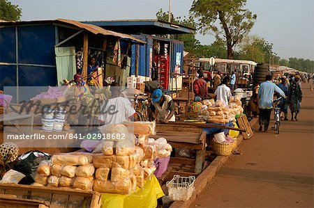 Marché à Tamale, capitale de la région Nord, Ghana, Afrique de l'Ouest, Afrique