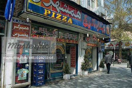 Restaurant de restauration rapide pizza, Avenue Chahar Bagh, Ispahan, Iran, Moyen-Orient