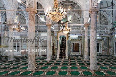 Gurgi Mosque, built in 1833 by Mustapha Gurgi, Tripoli, Libya, North Africa, Africa