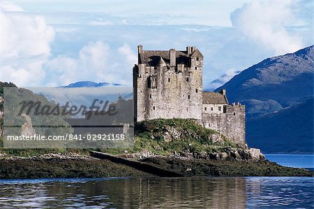 Château d'Eilean Donan, région des Highlands, Ecosse, Royaume-Uni, Europe