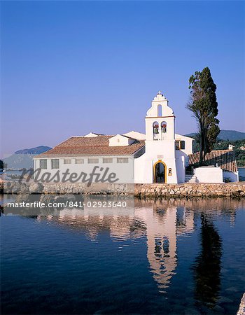 Monastère de Vlacherna Notre-Dame, près de la péninsule de Kanoni, Corfou, îles grecques, Grèce, Europe