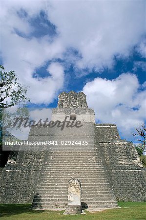 Temple 2 from the front, Mayan site, Tikal, UNESCO World Heritage Site, Guatemala, Central America