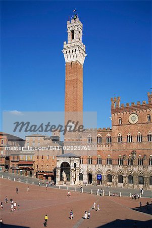 The Mangia Tower above the Piazza del Campo in Siena, UNESCO World Heritage Site, Tuscany, Italy, Europe