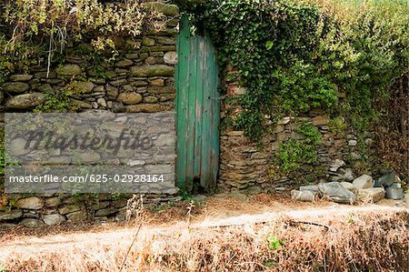 Porte dans un mur de Pierre, Parc National des Cinque Terre, La Spezia, Ligurie, Italie