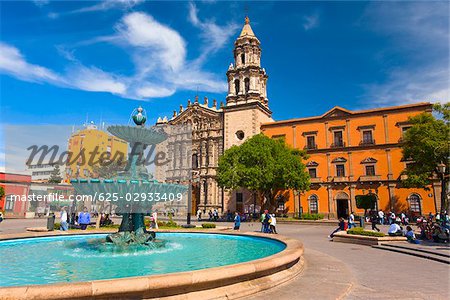 Fountain at a town square, Plaza Del Carmen, San Luis Potosi, Mexico