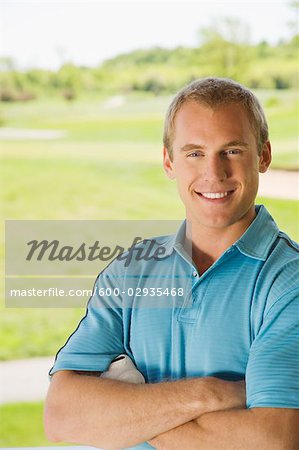 Portrait d'un homme au parcours de Golf