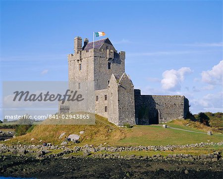 Dunguaire Castle, Kinvarra Bay, Co Galway, Irlande