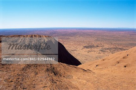 Vue de Ayers Rock (Uluru), Parc National d'Uluru-Kata Tjuta, Site du patrimoine mondial de l'UNESCO, territoire du Nord, Australie, Pacifique