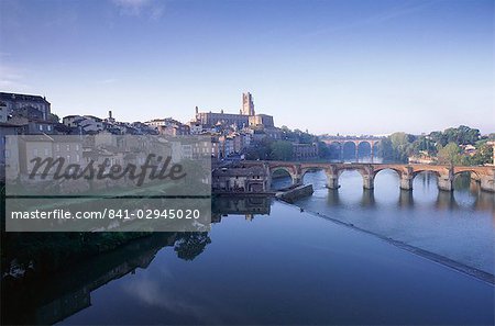 Town of Albi, Tarn River, Tarn Region, France, Europe