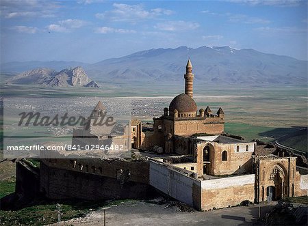 Ishak Pasa Palace, dating from around 1785, Dogubayazit, Anatolia, Turkey, Asia Minor, Eurasia Ishak Pasa Palace, dating from around 1785, Dogubayazit, Anatolia, Turkey, Asia Minor, Eurasia