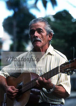 Guitar Singer,San Jose Park,Costa Rica.