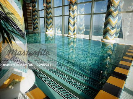 Assawan Spa Pool Burj Al Arab In Dubai Stockbilder