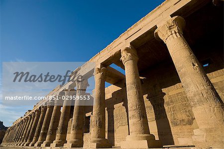 West Kolonnade, Tempel der Isis, Philae Island, Assuan, Ägypten