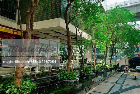 A streetside cafe, Siam Centre, Bangkok