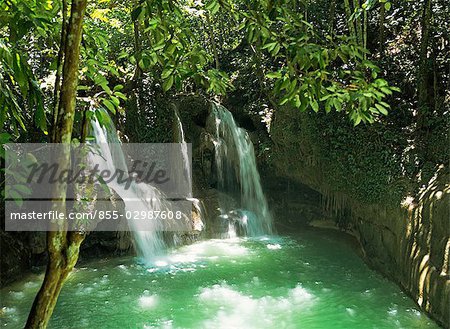 Waterfall at Balicasag Island
