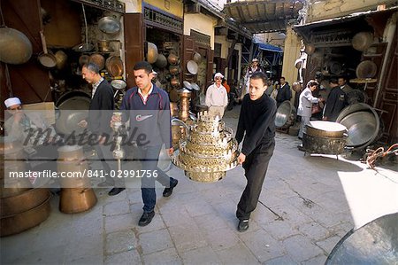 Le souk de la Medina (vieille ville fortifiée), Fès, Maroc, Afrique du Nord Afrique