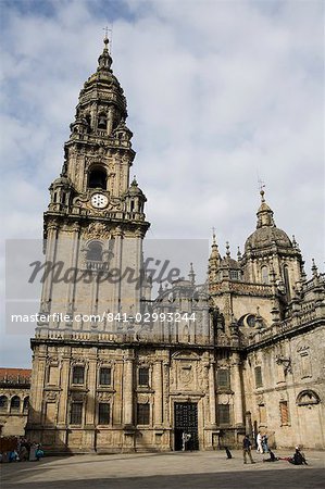 Blick auf Santiago Kathedrale von Plaza da Quintana mit dem Puerta Santa Tür, UNESCO-Weltkulturerbe, Santiago De Compostela, Galicien, Spanien, Europa