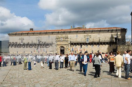 Hostal de los Reyes Catolicos (Hospital Real) (hôpital Royal), maintenant un parador à la place faire Obradoiro, Saint-Jacques de Compostelle, Galice, Espagne, Europe