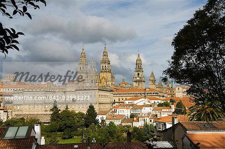 Cathédrale de Santiago avec le Palais de Raxoi, en avant-plan, patrimoine mondial UNESCO, Saint Jacques de Compostelle, Galice, Espagne, Europe