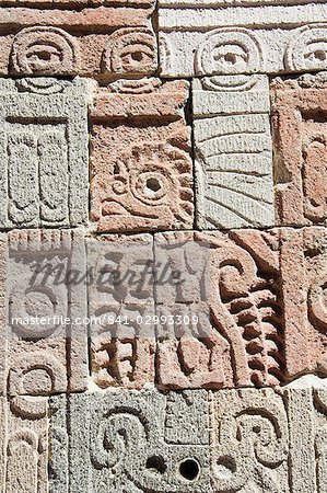 Columns depicting the Quetzal Bird, Palace of the Quetzal Butterfly, Teotihuacan, 150AD to 600AD and later used by the Aztecs, UNESCO World Heritage Site, north of Mexico City, Mexico, North America