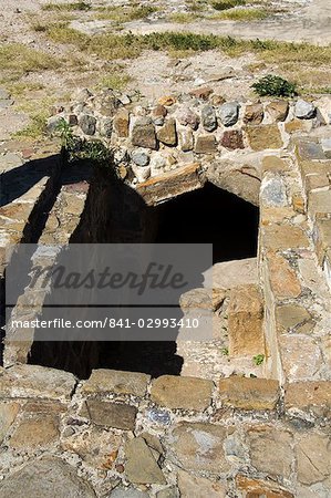 Tombeau à l'antique zapotèque ville de Monte Albán, patrimoine mondial UNESCO, près de la ville de Oaxaca, Oaxaca, au Mexique, en Amérique du Nord