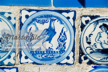 Détail de la mosaïque dans les jardins de l'Alcazar Real, Santa Cruz district, Séville, Andalousie (Andalucia), Espagne Détail de la mosaïque dans les jardins de l'Alcazar Real, Santa Cruz district, Séville, Andalousie (Andalucia), Espagne