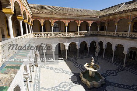 View of the Patio Principal in Casa de Pilatos, Santa Cruz district, Seville, Andalusia, Spain, Europe