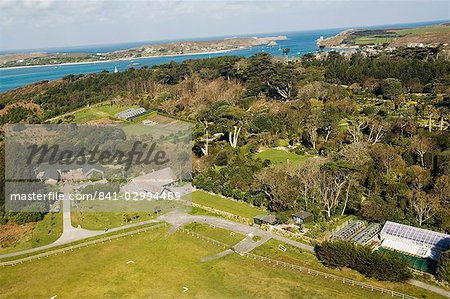 Vue sur les jardins de l'abbaye de l'hélicoptère, Tresco, îles de Scilly, Cornwall, Royaume-Uni, Europe