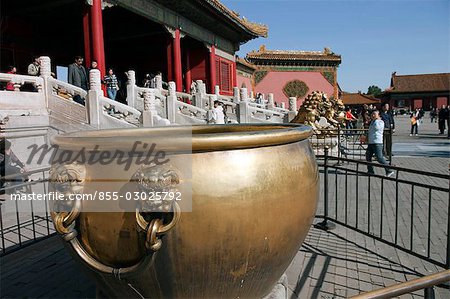 Gold plated bronze urn at Heavenly PUrity Gate,Forbidden City,Beijing,China Gold plated bronze urn at Heavenly PUrity Gate,Forbidden City,Beijing,China