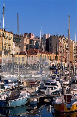 Boote vor Anker im Hafen, Nizza, Alpes Maritimes, Cote d ' Azur, Provence, Frankreich, Europa