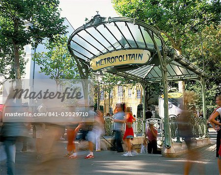 Entrée de la station de métro Abbesses, Montmartre, Paris, France, Europe