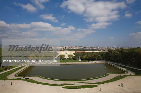 View of Schonbrunn Palace, UNESCO World Heritage Site, from the Gloriette, Vienna, Austria, Europe