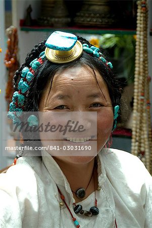 Traditonal head gear, Barkhor, Lhasa, Tibet, China, Asia