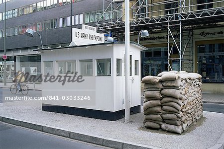 Checkpoint Charlie, border control, West Berlin, Berlin, Allemagne, Europe