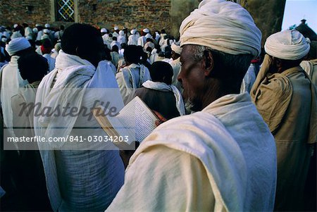 Christliche Pilger, Osterfestspiele, Sainte-Marie-de-Sion (St. Maria von Zion), Axoum (Axum) (Aksum), Tigre Gebiet, Äthiopien, Afrika