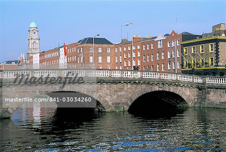Vater Mathey Brücke, Fluss Liffey, Dublin, County Dublin, Eire (Irland), Europa