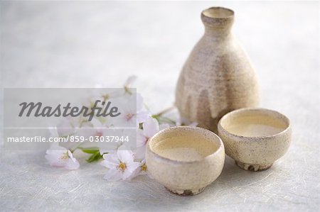 Sake and cherry blossoms