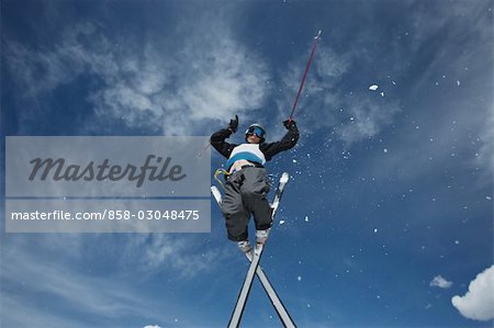 Skieur acrobatique