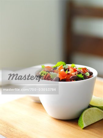 Schwarze Bohne Lime Salsa mit Tomaten, Limette und Zwiebel