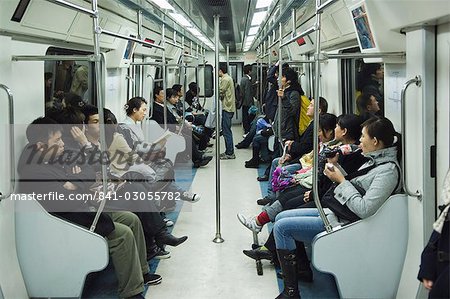 Passagers de la Beijing subway, Beijing, Chine, Asie
